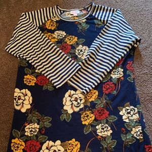 New no tag size small LuLaRoe Randy floral/navy